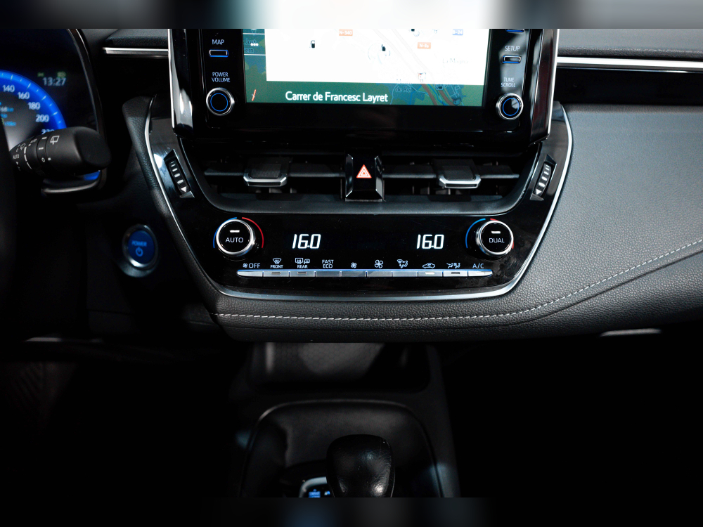 Toyota Corolla TOURING SPORT 1.8 125H ACTIVE TECH E-CVT foto 19