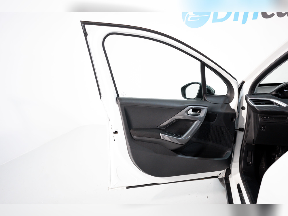 Peugeot 2008 ALLURE 1.6 HDI 120CV 5P foto 15