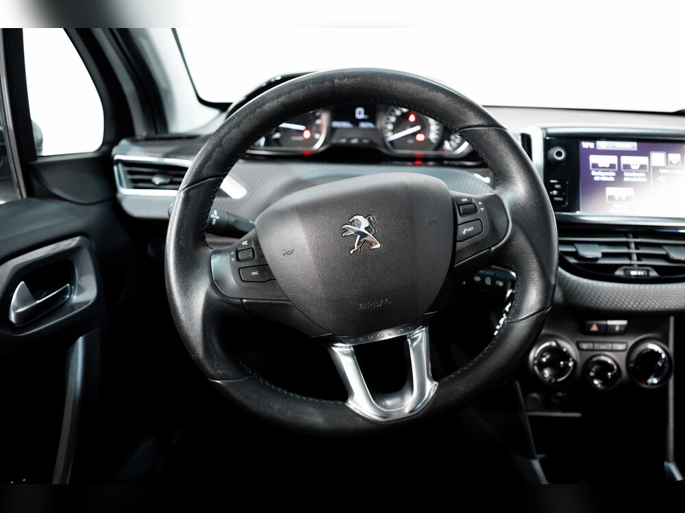 Peugeot 2008 ALLURE 1.6 HDI 120CV 5P foto 27