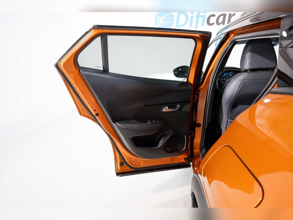 Peugeot 2008 ELÉCTRICO136CV 5P ALLURE foto 30