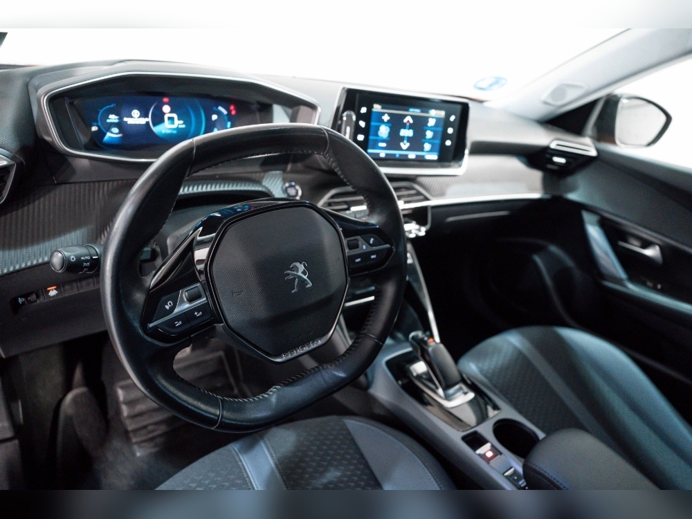 Peugeot 2008 ELÉCTRICO136CV 5P ALLURE foto 8