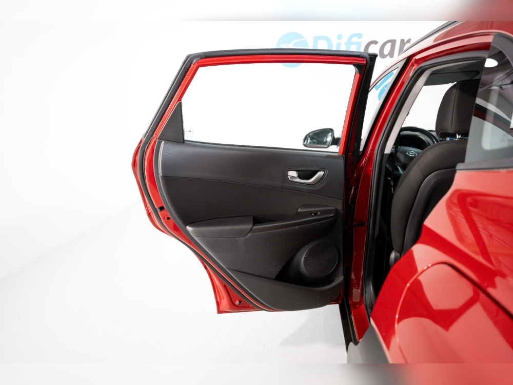 Hyundai Kona 1.0 120CV foto 30