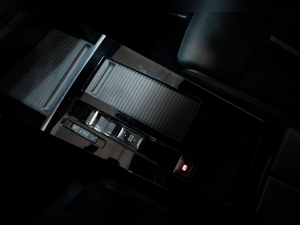 Opel Astra PHEV 1.6T 225CV PLUGIN HYBRID GSE AT foto 19