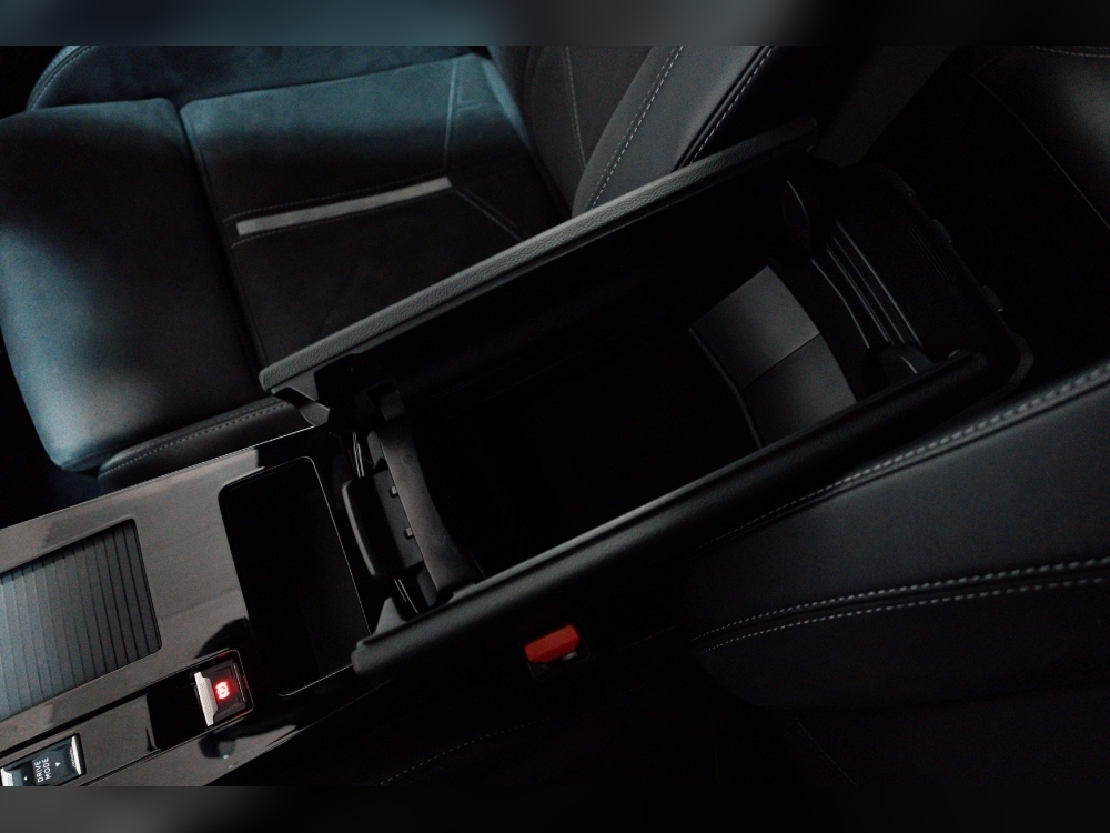 Opel Astra PHEV 1.6T 225CV PLUGIN HYBRID GSE AT foto 20