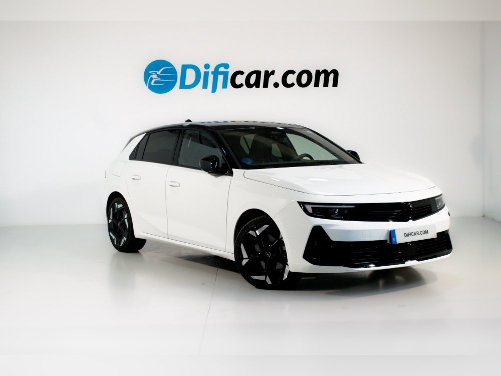 Opel Astra PHEV 1.6T 225CV PLUGIN HYBRID GSE AT foto 4