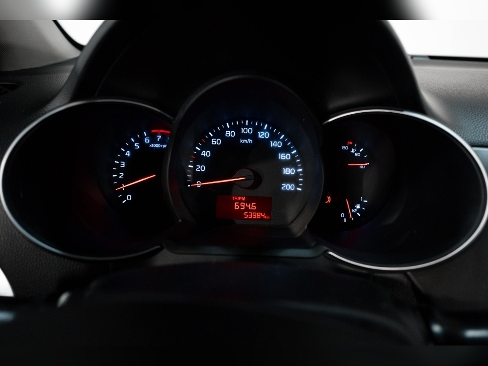 Kia Picanto 1.0 65CV foto 14