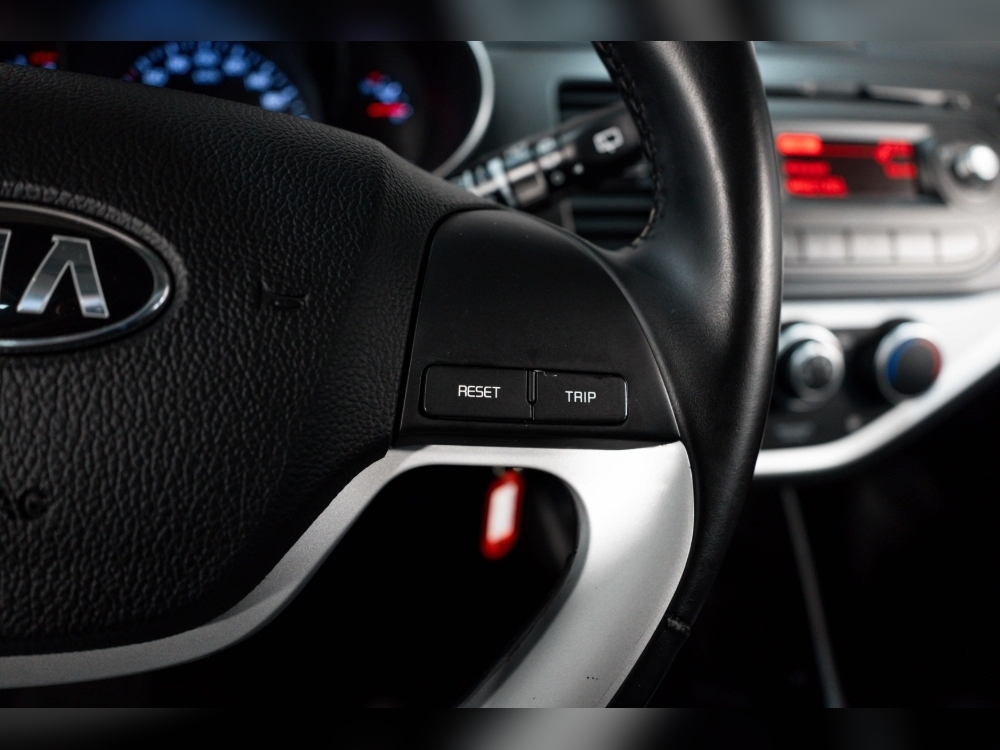 Kia Picanto 1.0 65CV foto 16