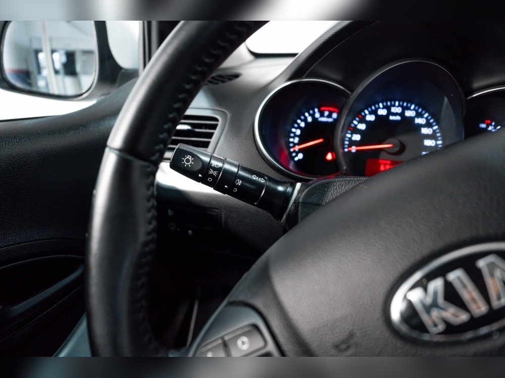 Kia Picanto 1.0 65CV foto 10