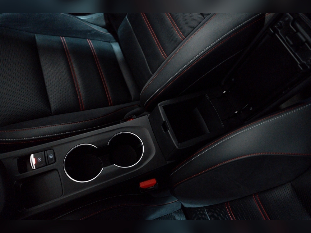 Renault Arkana RS LINE 1.3 TCE 140CV EDC foto 22