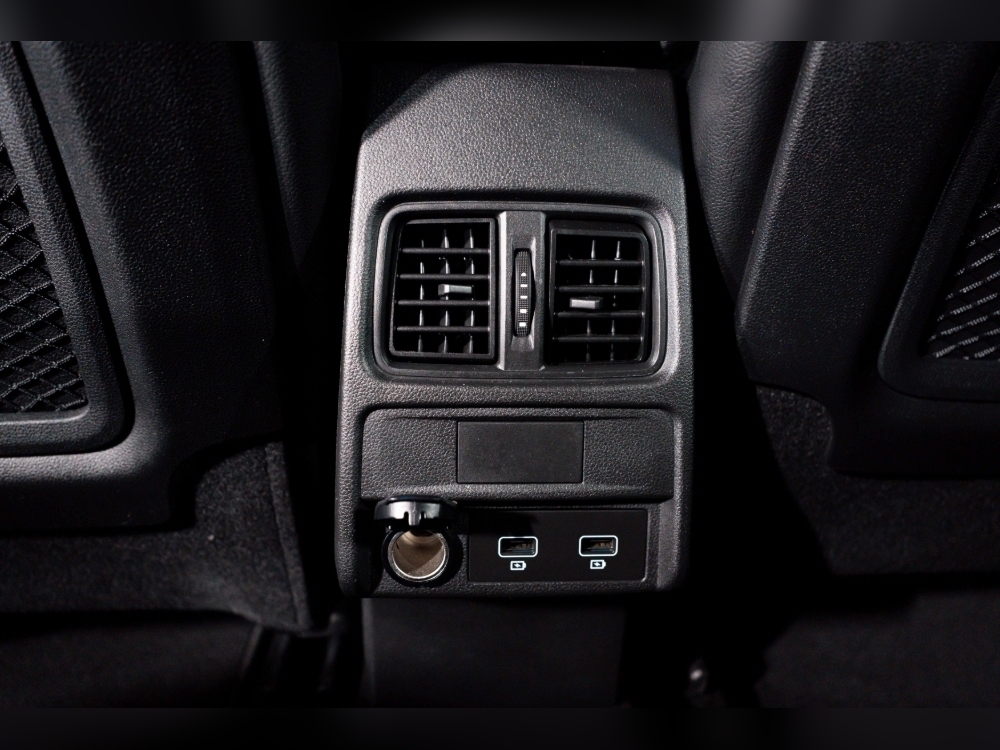 Renault Arkana RS LINE 1.3 TCE 140CV EDC foto 28