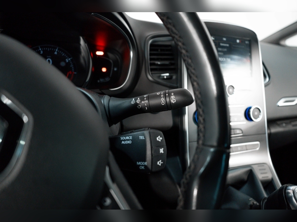 Renault Scenic GRAND SCENIC LIMITED 1.3 140CV 7 PLAZAS foto 18