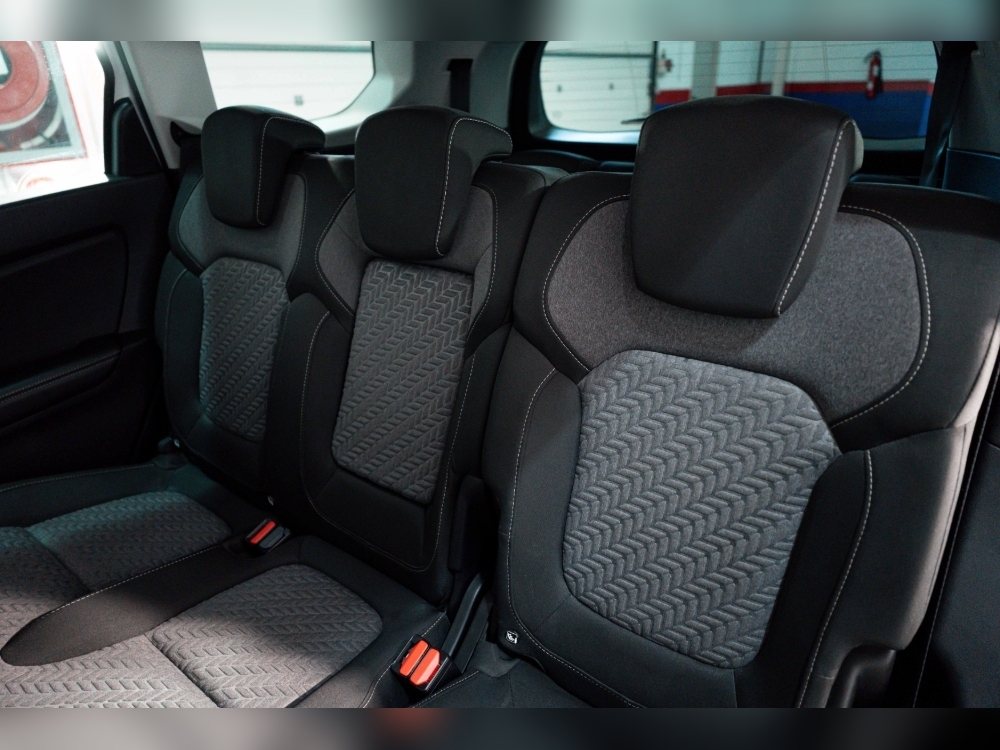 Renault Scenic GRAND SCENIC LIMITED 1.3 140CV 7 PLAZAS foto 29