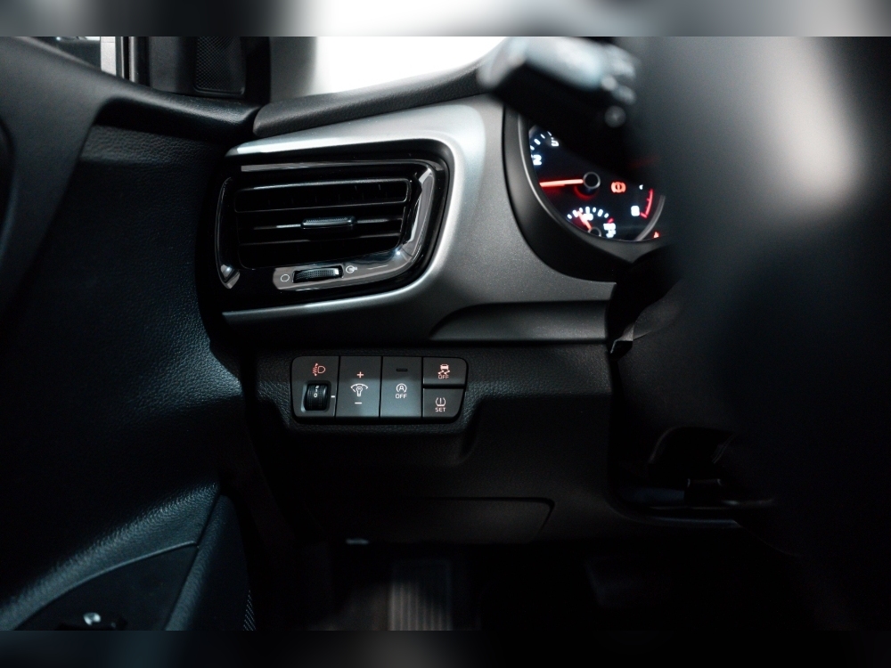 Kia Stonic STONIC 1.0 HÍBRIDO 120CV 5P AUTOMÁTICO foto 12