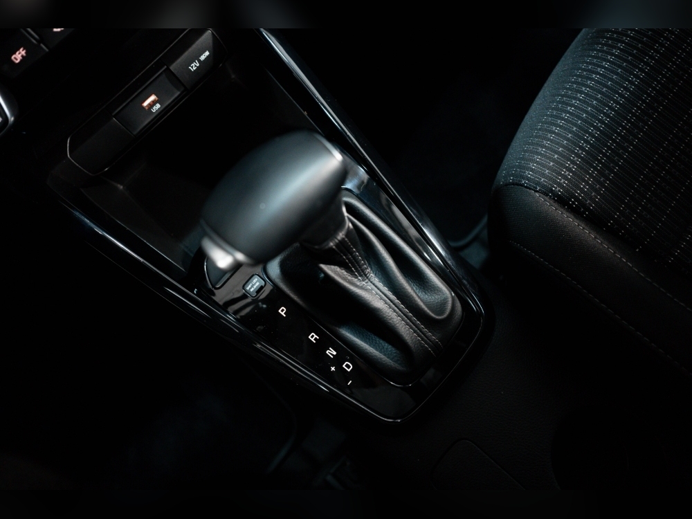 Kia Stonic STONIC 1.0 HÍBRIDO 120CV 5P AUTOMÁTICO foto 21