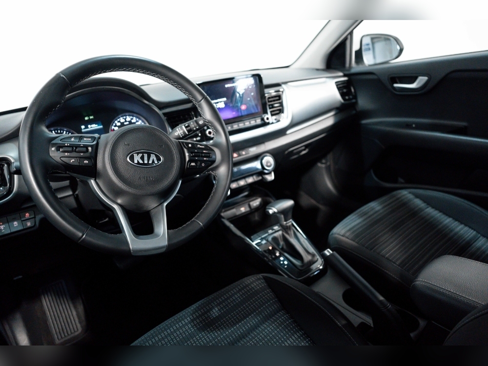 Kia Stonic STONIC 1.0 HÍBRIDO 120CV 5P AUTOMÁTICO foto 22