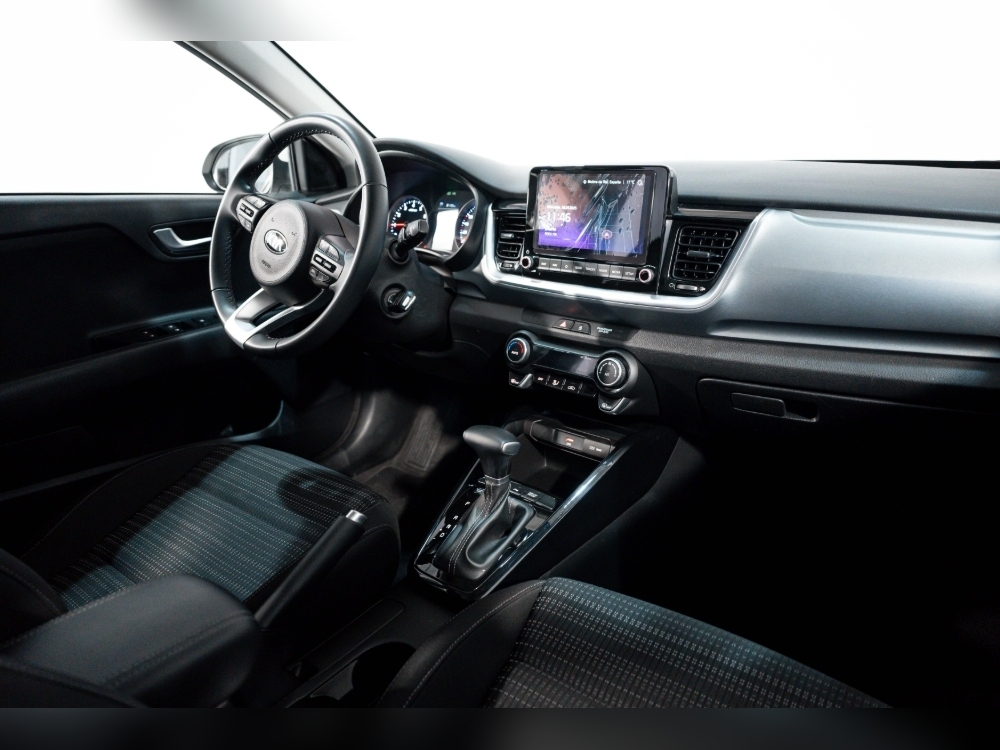 Kia Stonic STONIC 1.0 HÍBRIDO 120CV 5P AUTOMÁTICO foto 23