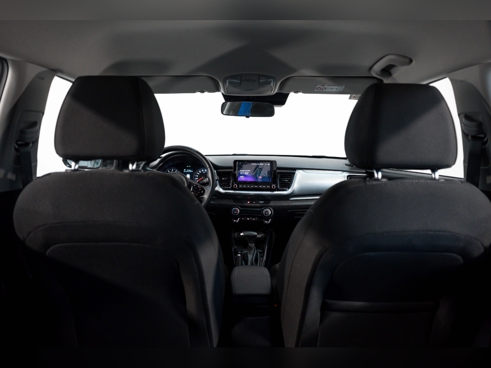 Kia Stonic STONIC 1.0 HÍBRIDO 120CV 5P AUTOMÁTICO foto 29