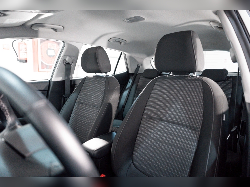 Kia Stonic STONIC 1.0 HÍBRIDO 120CV 5P AUTOMÁTICO foto 9