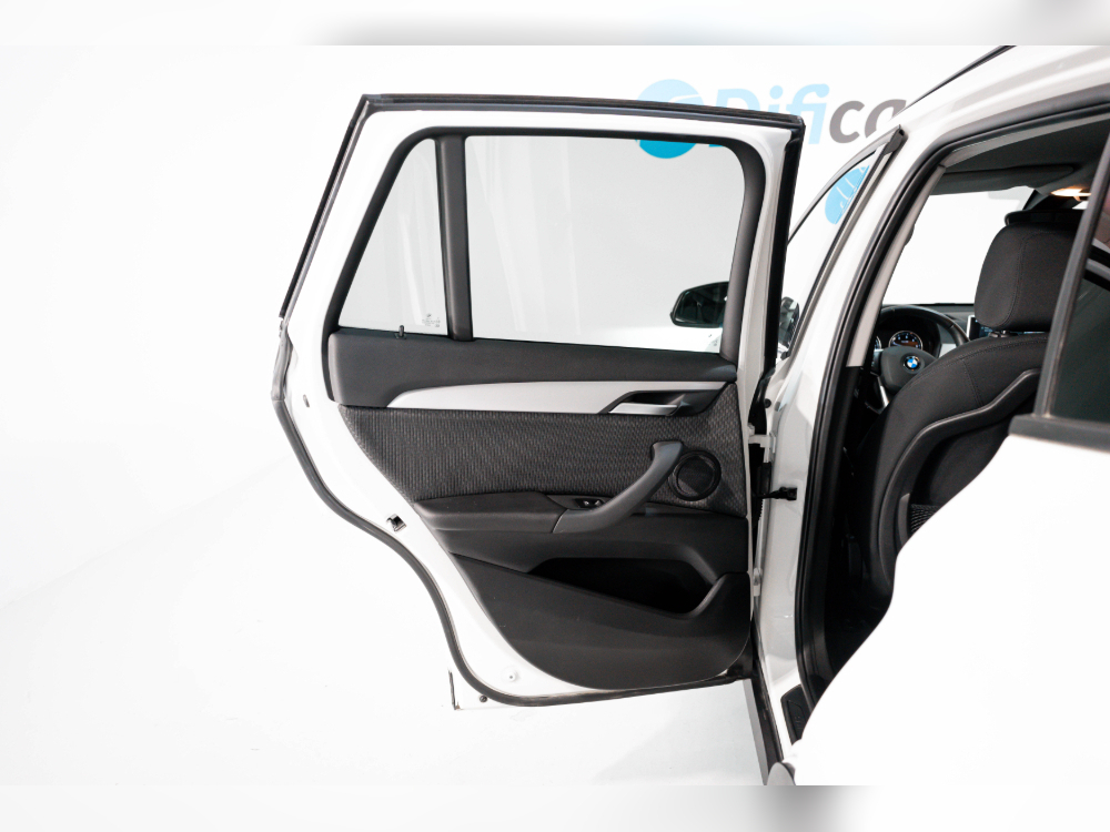 BMW X1 SERIE X1 S-DRIVE 18D 2.0D 150CV AT8 E6 foto 30