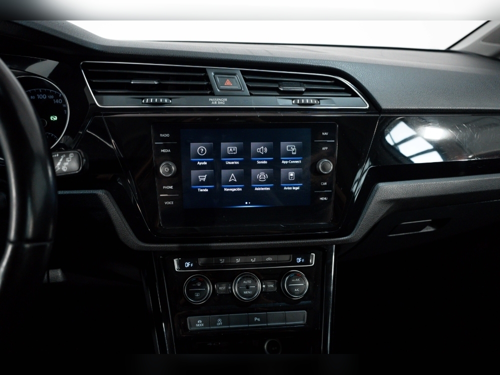 Volkswagen Touran TOURAN 2.0 TDI 150CV DSG R-LINE 7 PLAZAS foto 18