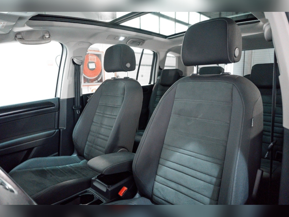 Volkswagen Touran TOURAN 2.0 TDI 150CV DSG R-LINE 7 PLAZAS foto 9