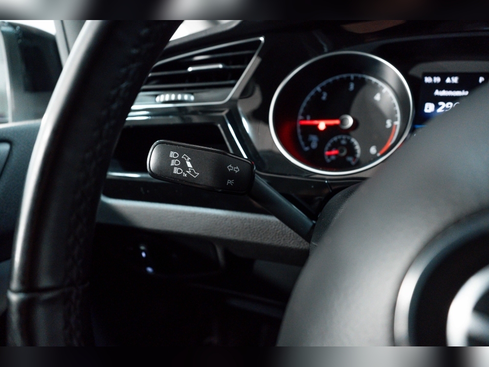 Volkswagen Touran TOURAN 2.0 TDI 150CV DSG R-LINE 7 PLAZAS foto 11