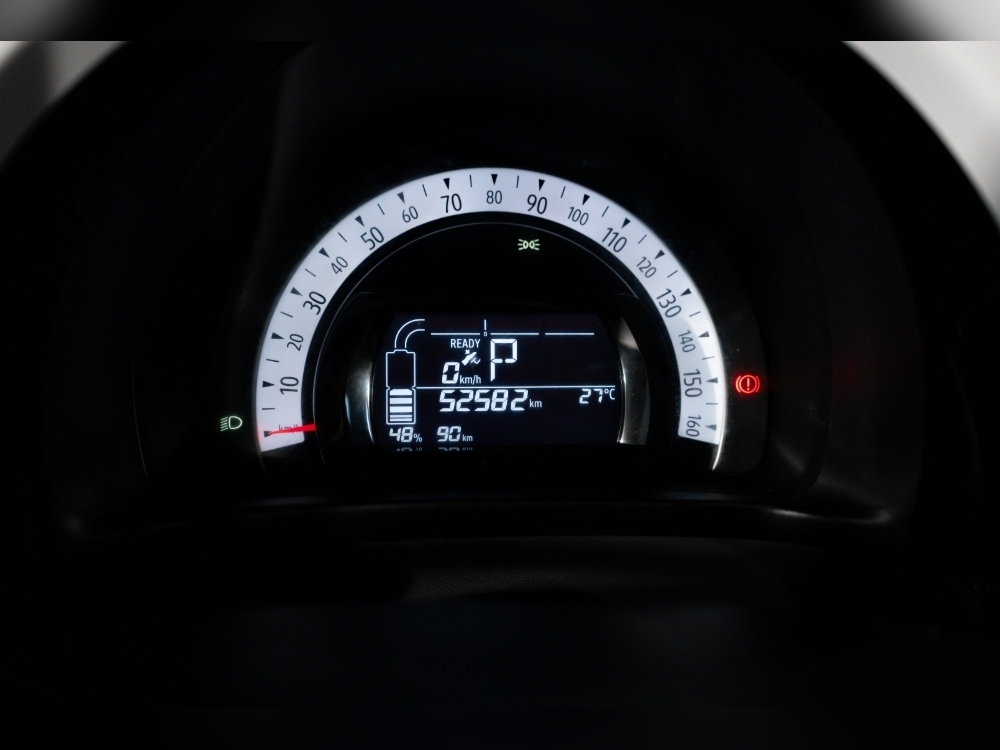 Renault Twingo TWINGO ZEN R80 BATERIA 20KWH foto 15