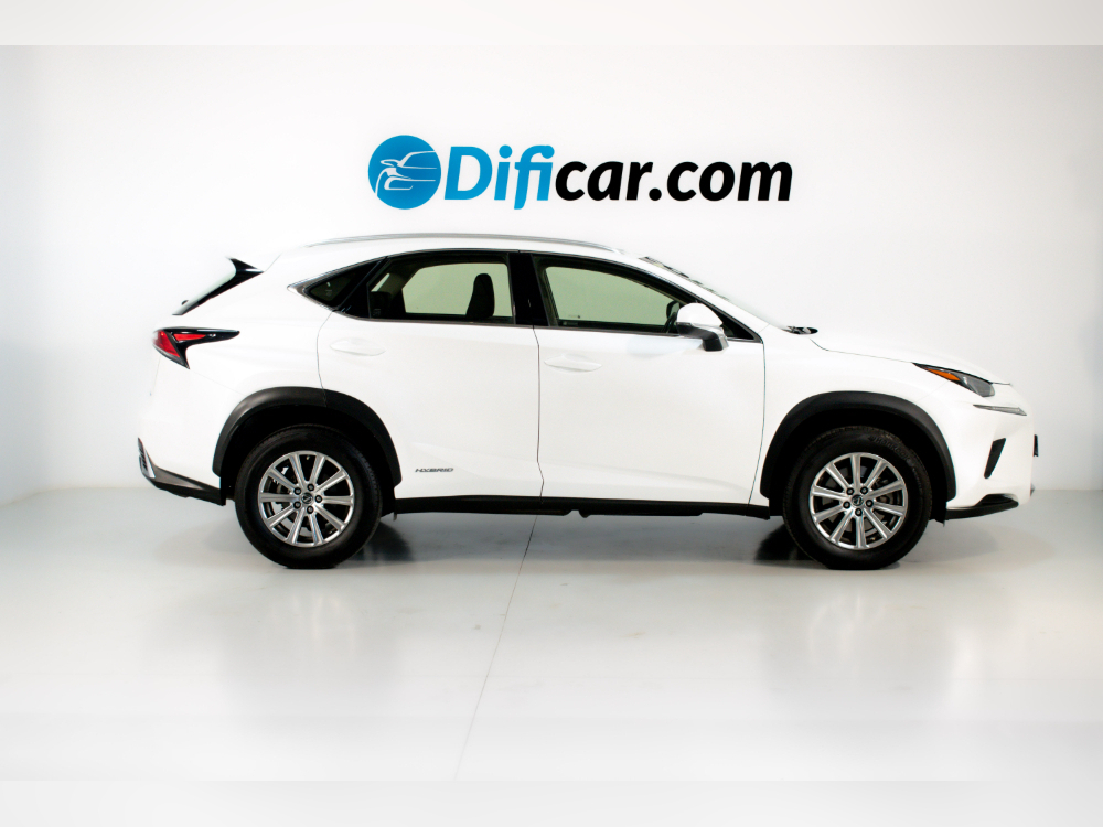 Lexus NX 300 h foto 5