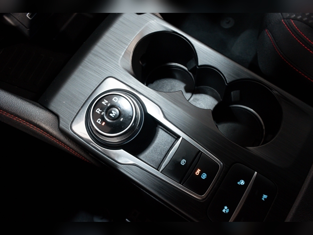 Ford Kuga KUGA ST-LINE 1.5 ECOBLUE 120CV AUTOMATICO foto 20