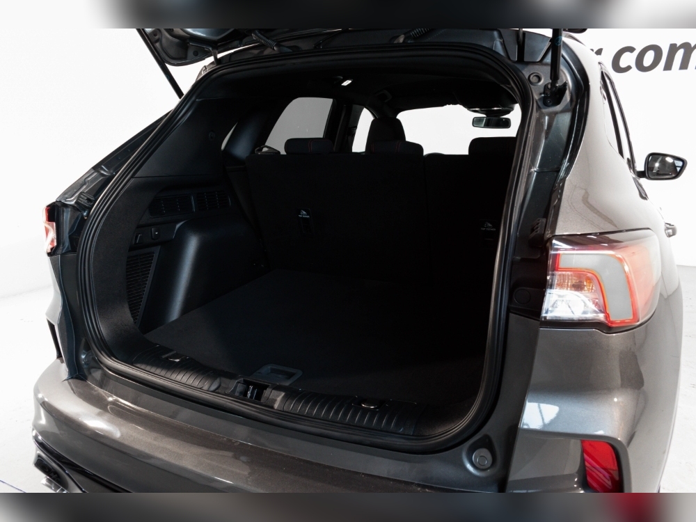 Ford Kuga KUGA ST-LINE 1.5 ECOBLUE 120CV AUTOMATICO foto 29