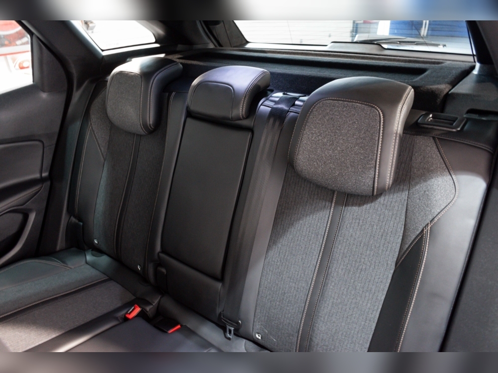 Peugeot 3008 3008 GT-LINE THP 165CV EAT6 AUTOMATICO foto 24