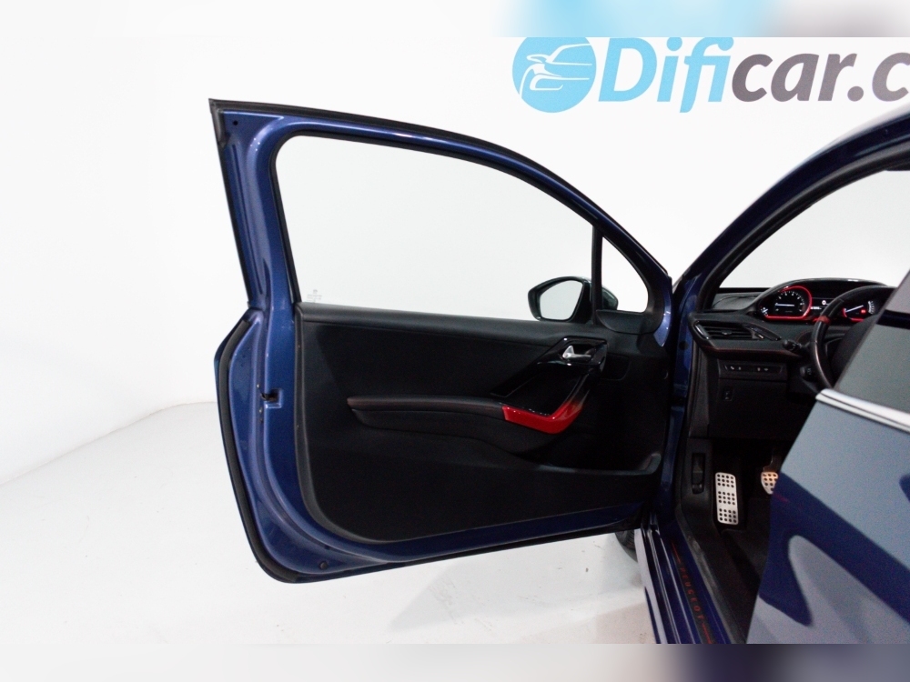 Peugeot 208 208 GTI 200CV 5P foto 13