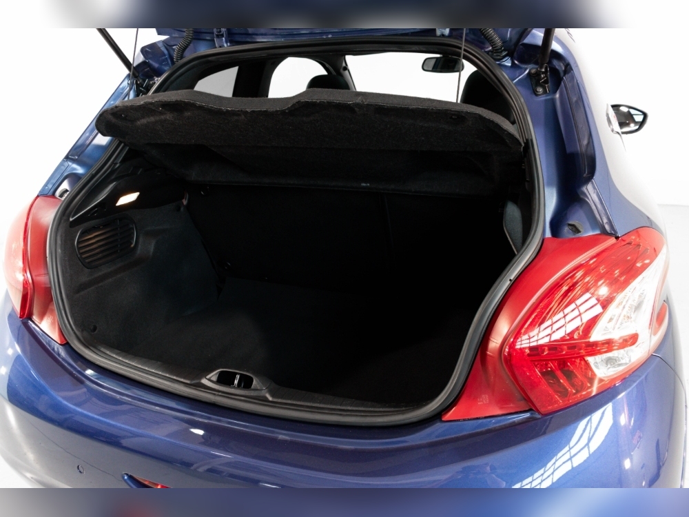 Peugeot 208 208 GTI 200CV 5P foto 26