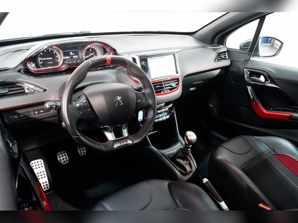 Peugeot 208 208 GTI 200CV 5P foto 8