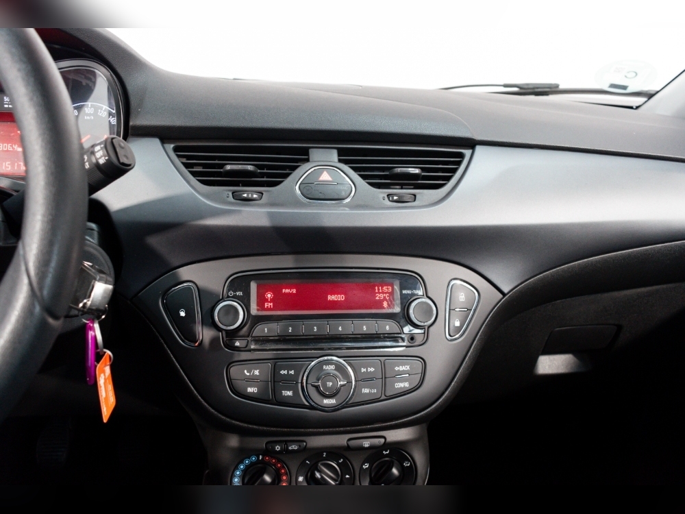 Opel Corsa CORSA 1.4 EXPRESSION 75CV foto 18