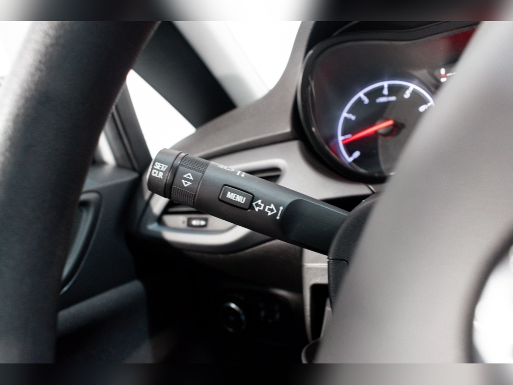 Opel Corsa CORSA 1.4 EXPRESSION 75CV foto 11