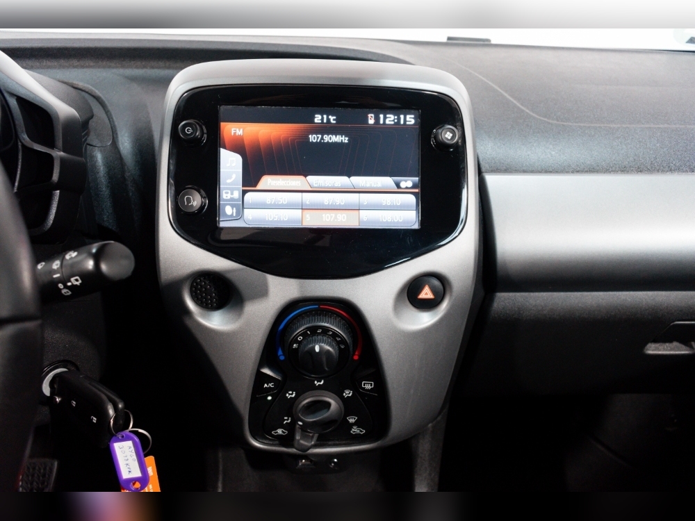 Toyota Aygo AYGO 1.0 72CV  5P XPLAY foto 19