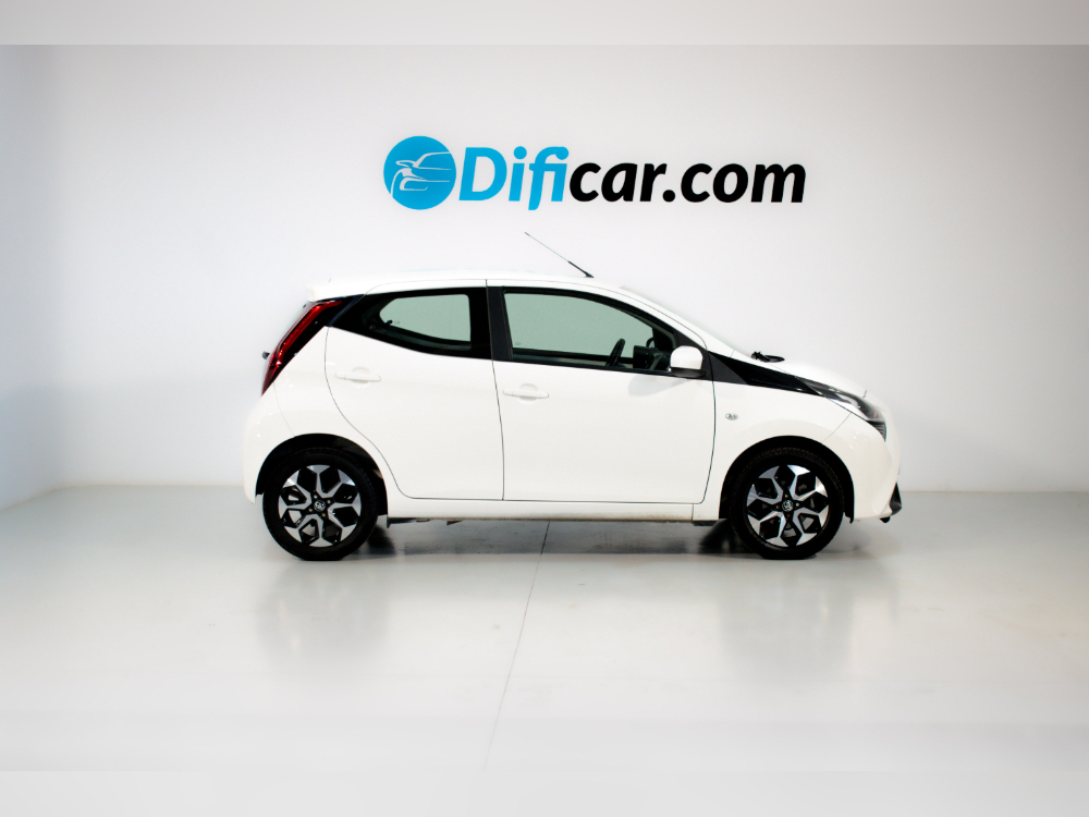 Toyota Aygo AYGO 1.0 72CV  5P XPLAY foto 5