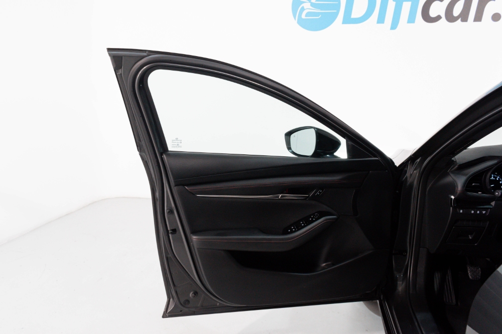 Mazda 3 MAZDA3 2.0 ESKYACTIVG HOMURA foto 18