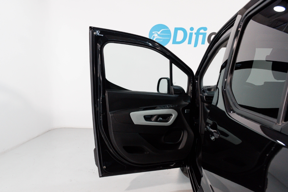 Citroen BERLINGO BERLINGO 1.5 HDI 100CV 100 AÑOS S&S foto 13