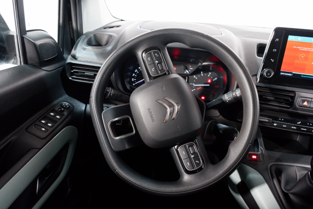 Citroen BERLINGO BERLINGO 1.5 HDI 100CV 100 AÑOS S&S foto 23