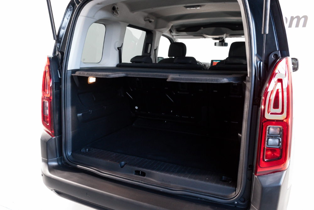 Citroen BERLINGO BERLINGO 1.5 HDI 100CV 100 AÑOS S&S foto 28