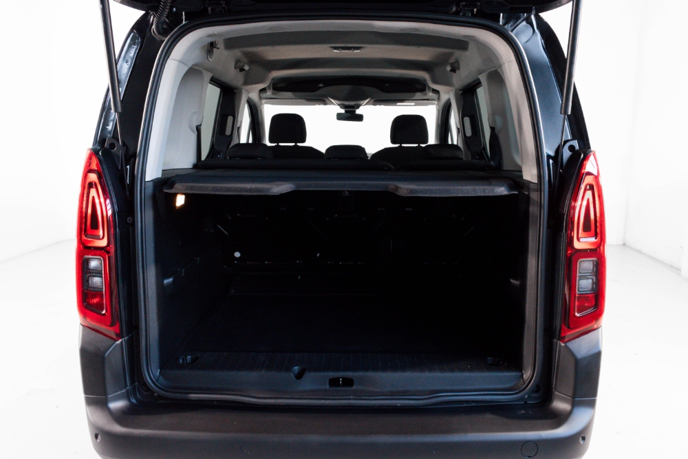 Citroen BERLINGO BERLINGO 1.5 HDI 100CV 100 AÑOS S&S foto 29