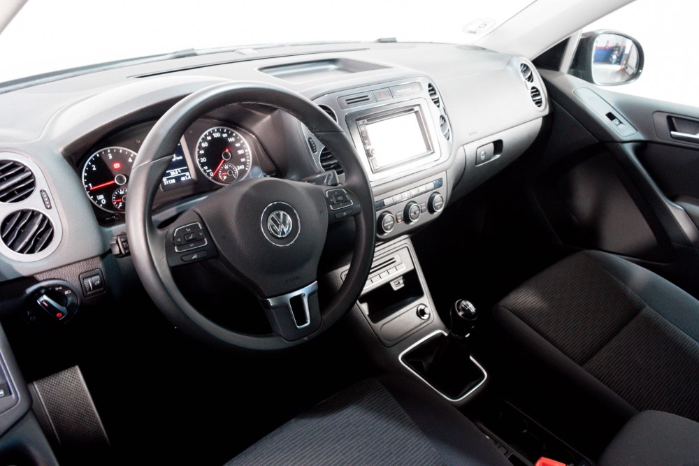 VOLKSWAGEN TIGUAN TIGUAN 2.0 TDI 110CV 5P foto 8