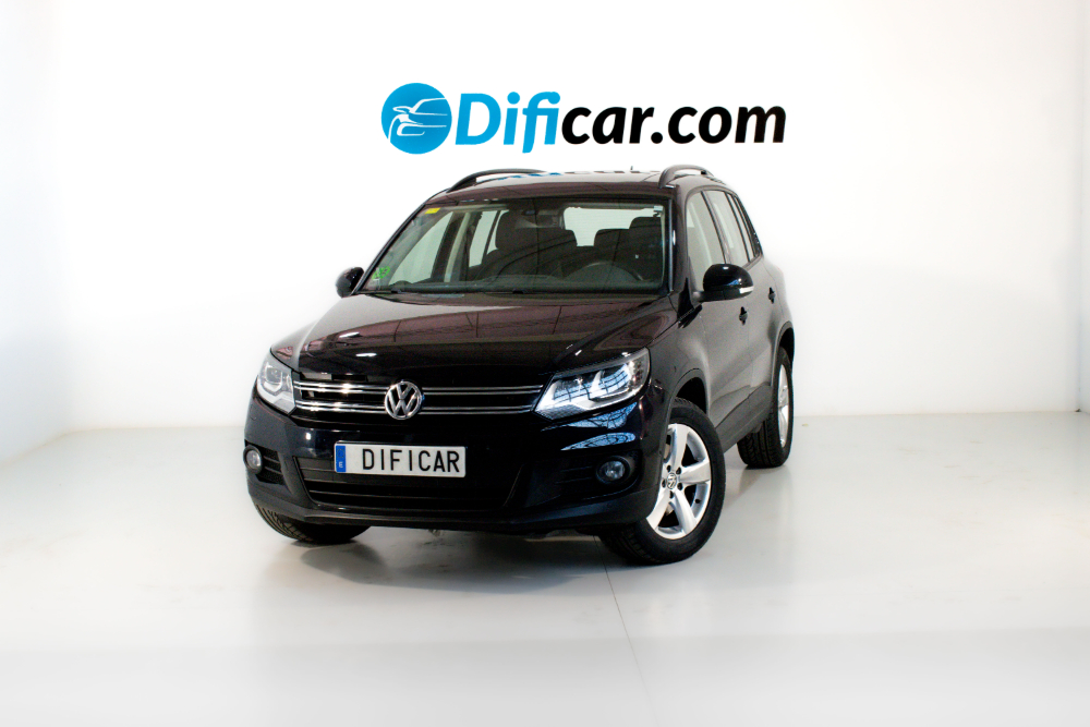 VOLKSWAGEN - TIGUAN
