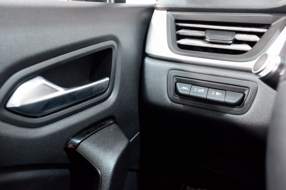 Renault Captur CAPTUR 1.3 140CV MICRO HIBRIDO foto 12