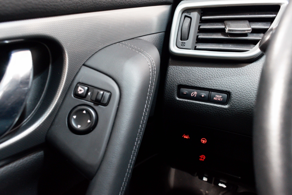 Nissan Qashqai QASHQAI DCI 150CV TEKNA 5P foto 12