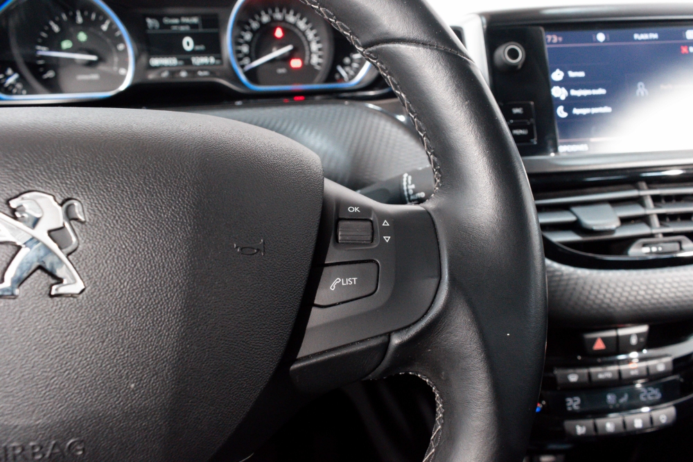 Peugeot 2008 2008  1.5 HDI 100CV ALLURE foto 16