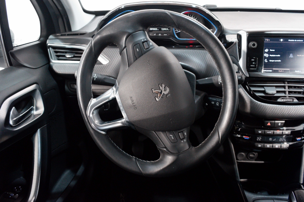 Peugeot 2008 2008  1.5 HDI 100CV ALLURE foto 25