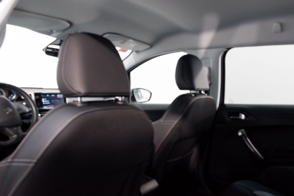 Peugeot 2008 2008  1.5 HDI 100CV ALLURE foto 27